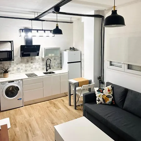 بيت ضيافة Loft A Marina Lucense