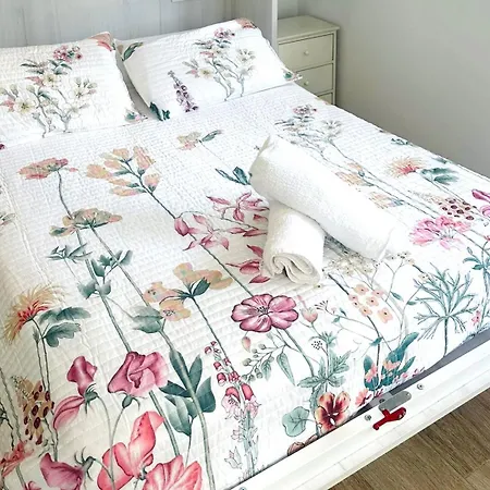 Loft A Marina Lucense * San Ciprian (Galicia)